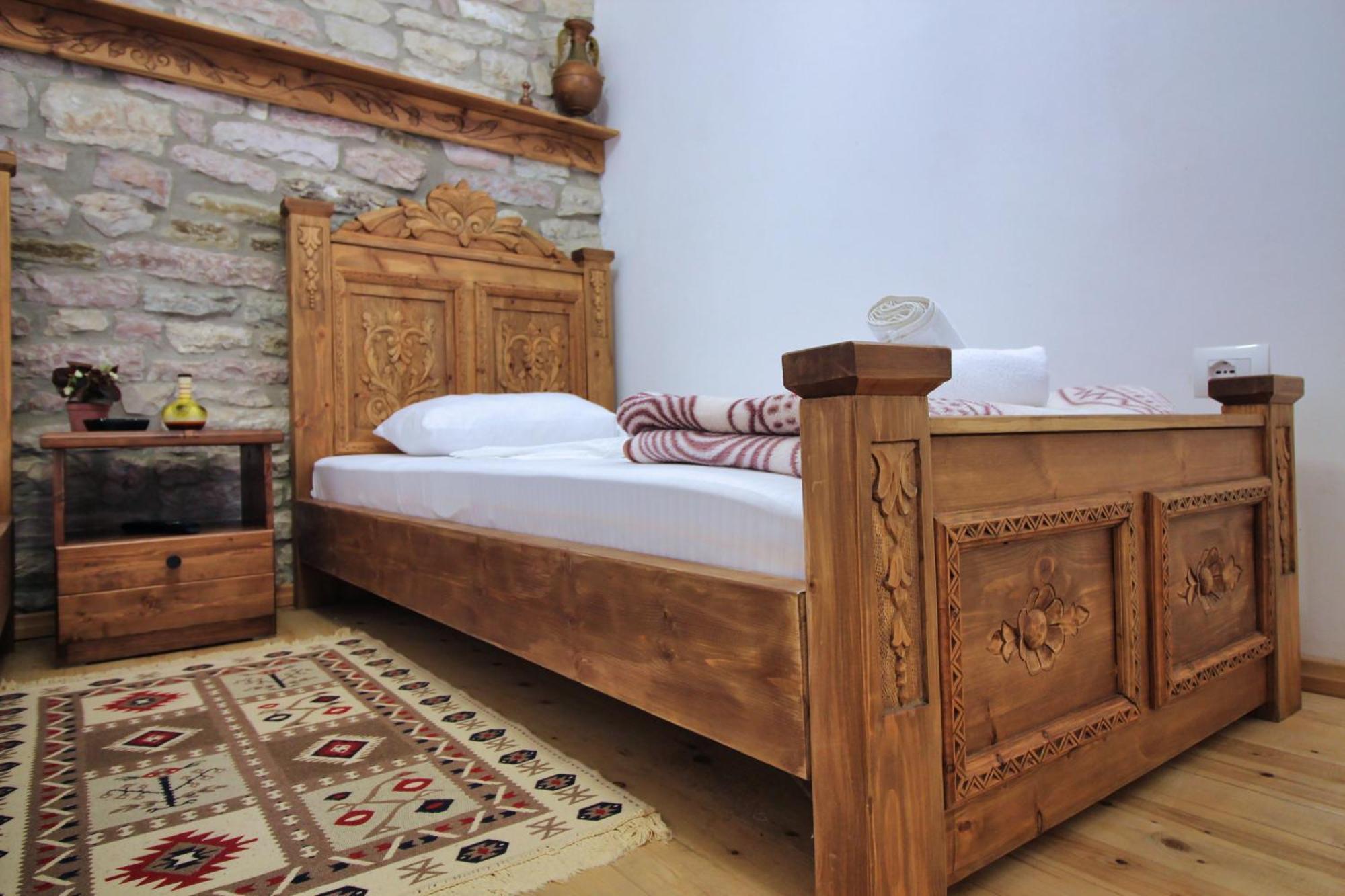 Guri Guesthouse Gjirokastër Extérieur photo